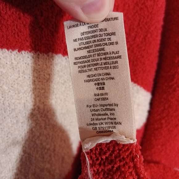 Free People I know Places Hoodie Red star Sweater Oversize Size M/L - Picture 6 of 8